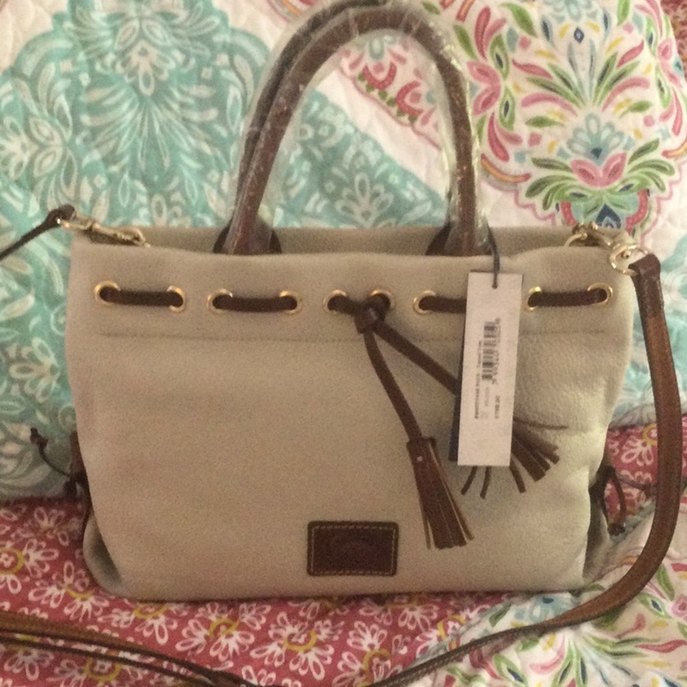 Dooney & Bourke pebble grain Tassel Tote, in Fog